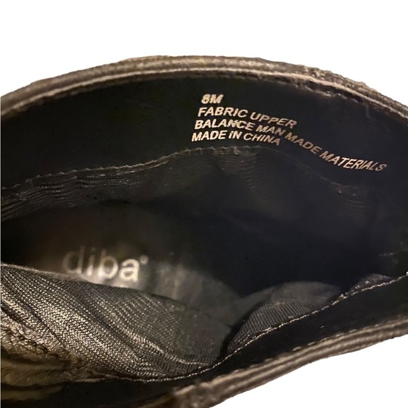 Clearance DIBA Ladies Black Faux suede ruched bootie size 8 Fabric upper 3” Heel - Picture 6 of 15